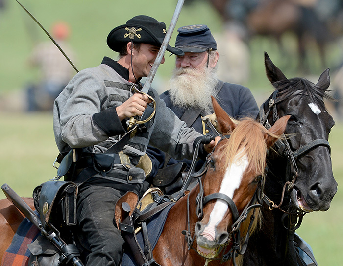 Photo of Civil War re-enactors.